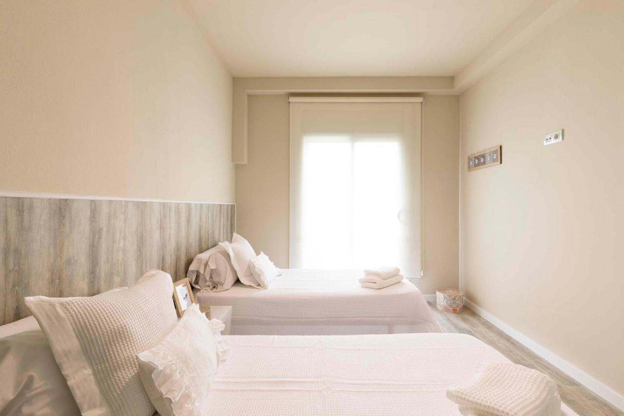 ברצלונה Chic Gran Via Apartment מראה חיצוני תמונה