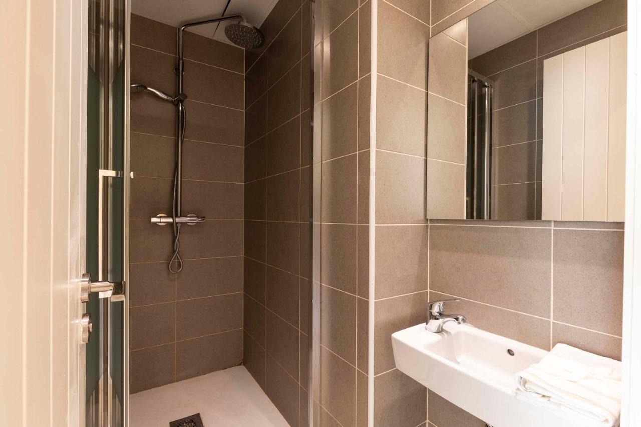 ברצלונה Chic Gran Via Apartment מראה חיצוני תמונה